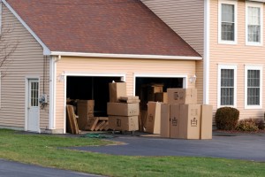How to Navigate a Short Sale Moving boxes